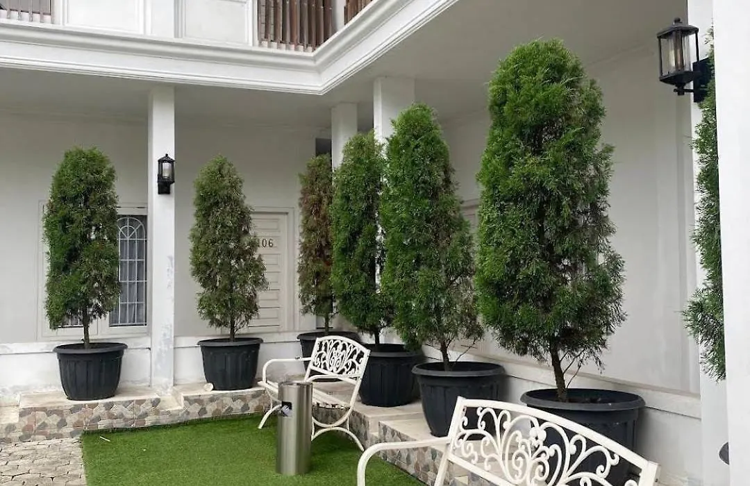 Graha Putih - Guest House-1